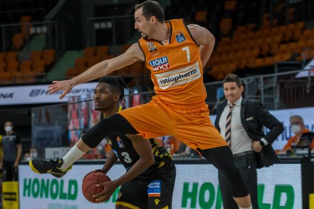 中并不陌生 中并不陌生